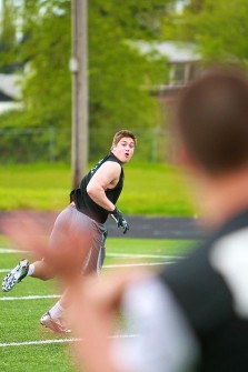 One of the nation's top TE-DE/OLB's Henry Mondeaux of Jesuit