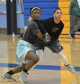 Billy Nelson guarding now teammate Justice Murphy (Utah commit) of Evergreen WA.